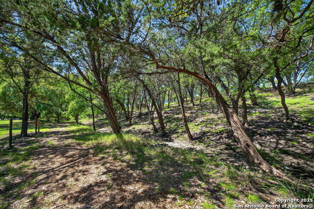 924 Wagon Creek Property Photo 32