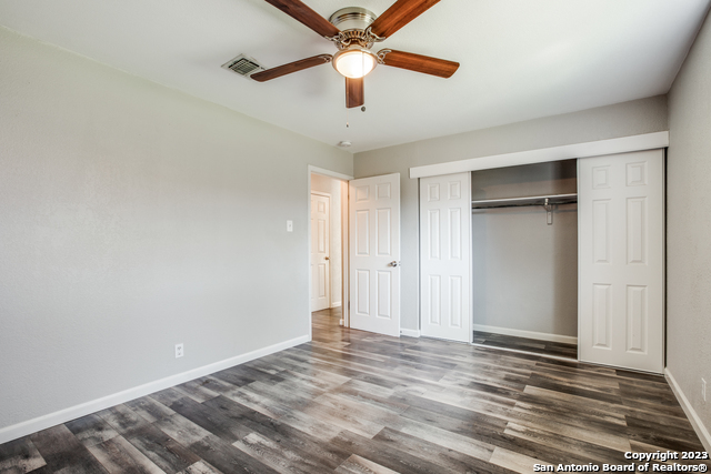2610 Lakebriar St Property Photo 10