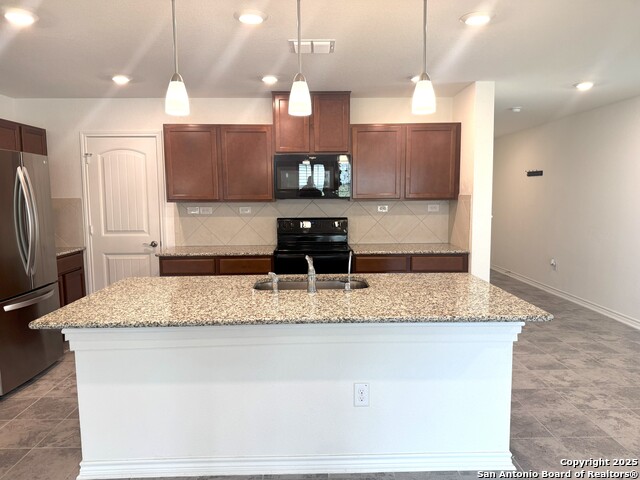 2006 Prometheus Cv Property Photo 8