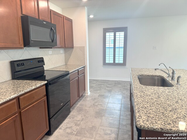 2006 Prometheus Cv Property Photo 10