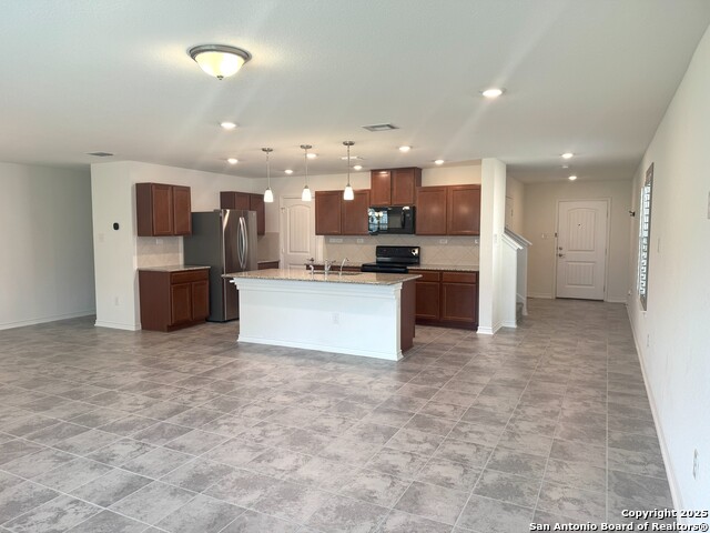 2006 Prometheus Cv Property Photo 11