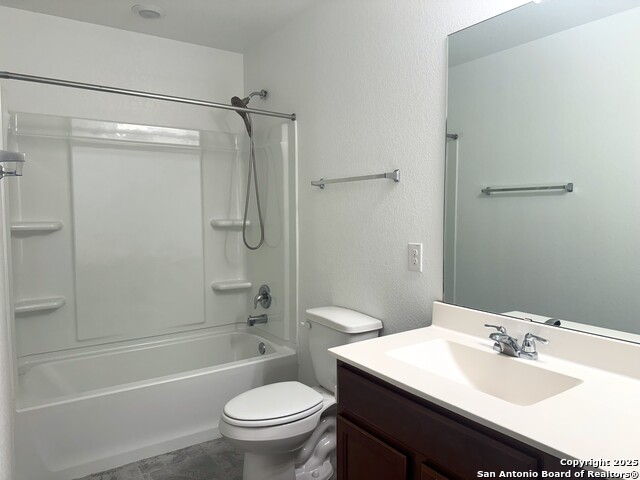 2006 Prometheus Cv Property Photo 17