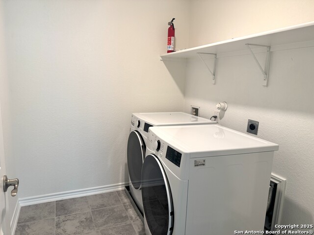 2006 Prometheus Cv Property Photo 21