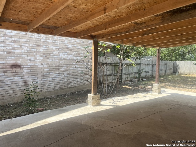 8131 Grand Bend Dr Property Photo 22