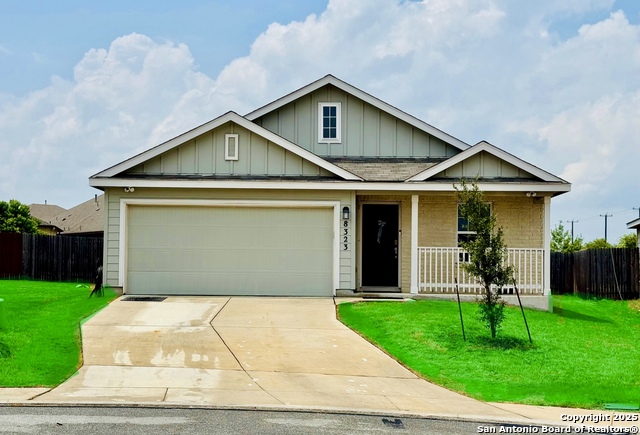 8323 Dovers Den Property Photo 1