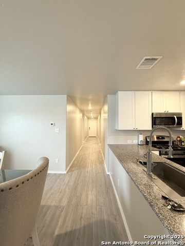 8323 Dovers Den Property Photo 5