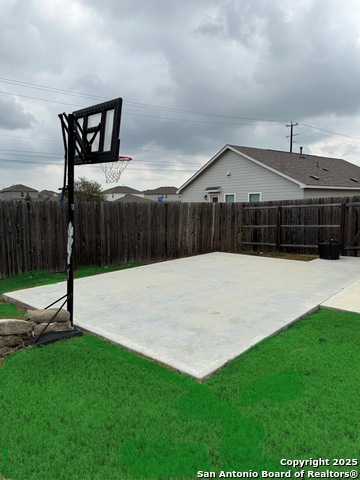 8323 Dovers Den Property Photo 28