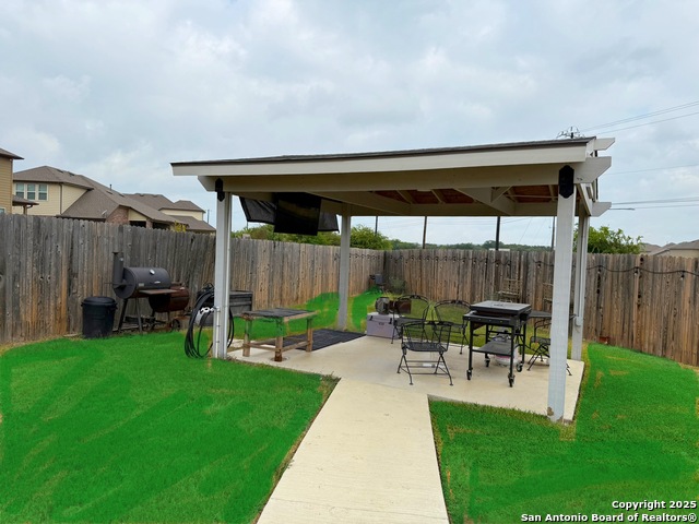 8323 Dovers Den Property Photo 32