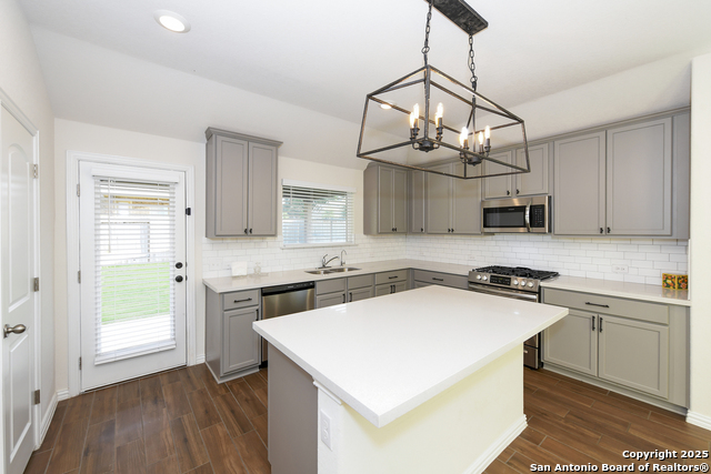 2069 Flametree Property Photo 22