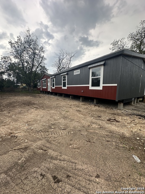 719 N Houston Property Photo 1