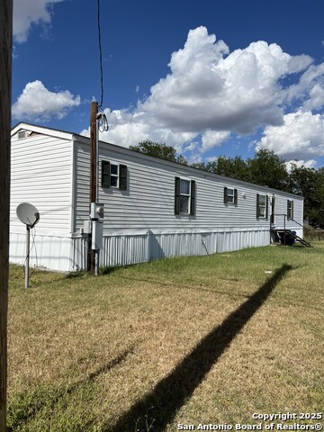 123 Chapman Property Photo 1