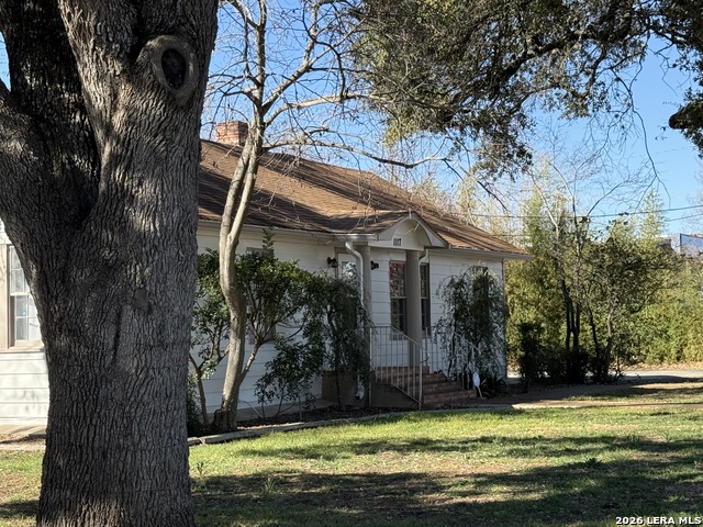 1117 E Court Property Photo 1