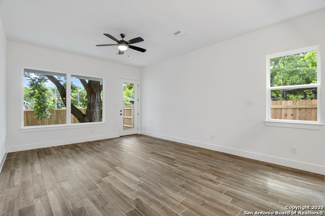 214 Connelly St Property Photo 11