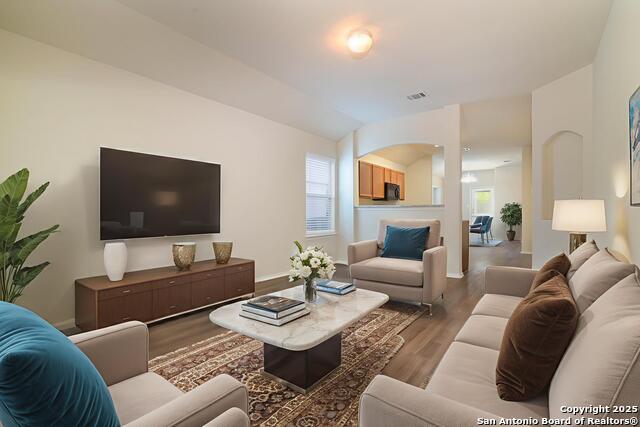 10374 Oakwood Crest Property Photo 5