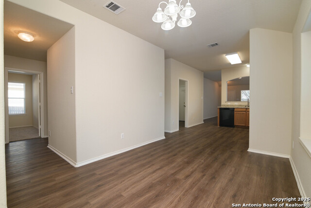 10374 Oakwood Crest Property Photo 12