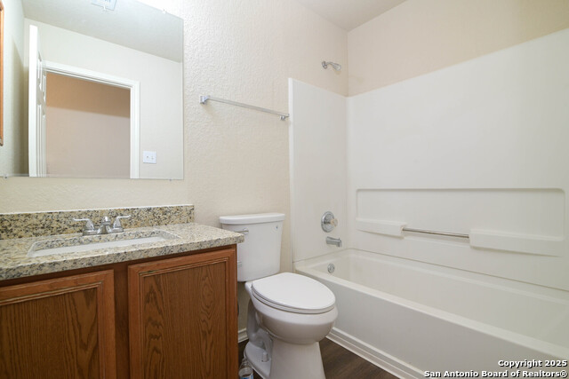 10374 Oakwood Crest Property Photo 20
