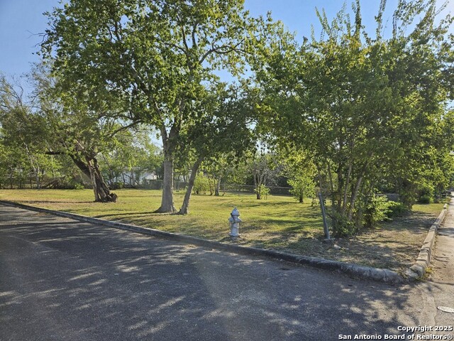 546 Seay Property Photo 1
