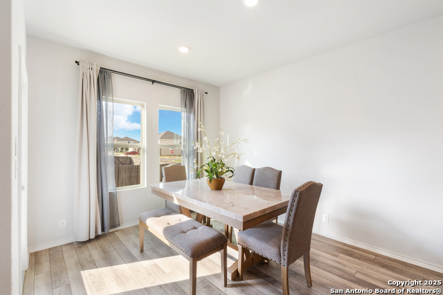 6847 Alaskan Way Property Photo 13