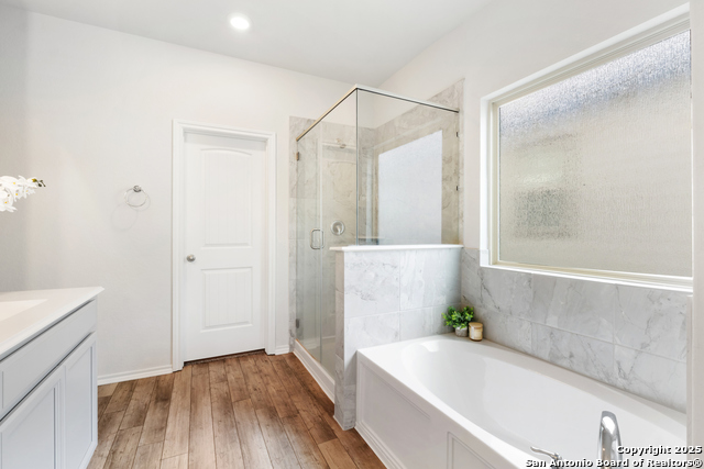 6847 Alaskan Way Property Photo 18