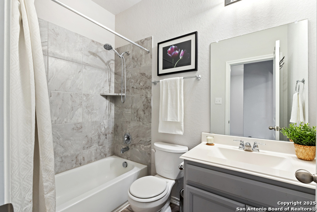 6847 Alaskan Way Property Photo 22