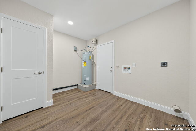 218 Park Ln Property Photo 12