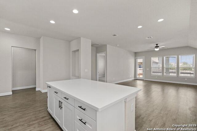 6533 Crockett Cv Property Photo 13