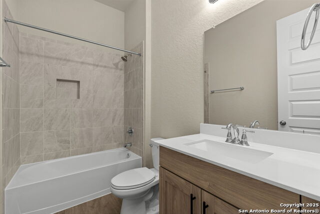 6533 Crockett Cv Property Photo 28
