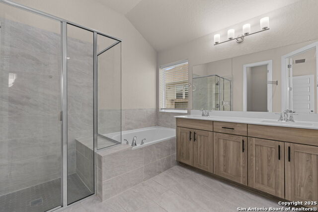 6533 Crockett Cv Property Photo 30