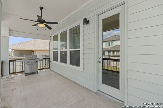 6533 Crockett Cv Property Photo 32