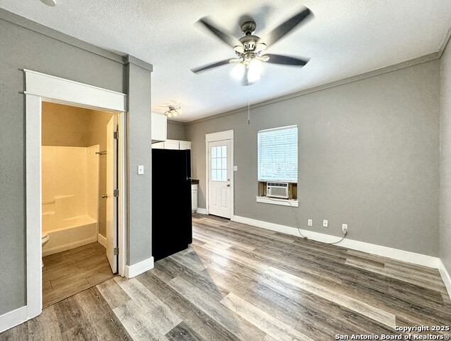321 N Chupaderas St Property Photo 8