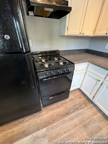 321 N Chupaderas St Property Photo 12