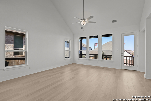 325 Hulda Trail Property Photo 15