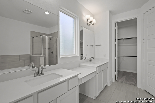 325 Hulda Trail Property Photo 24