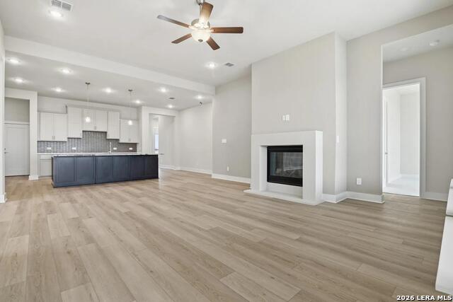 305 Haby Hill Property Photo 5
