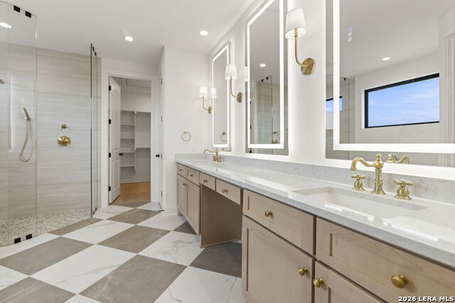 258 Hannah Property Photo 32