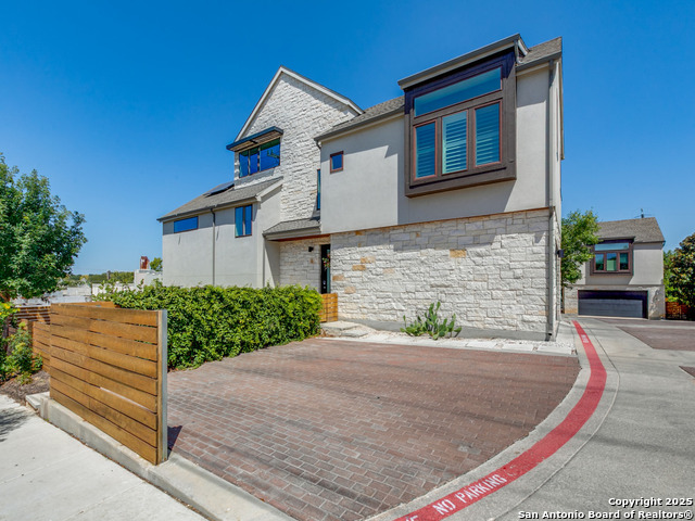 133 Terrell Rd Property Photo 1