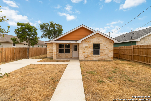 10214 Renova Property Photo 1