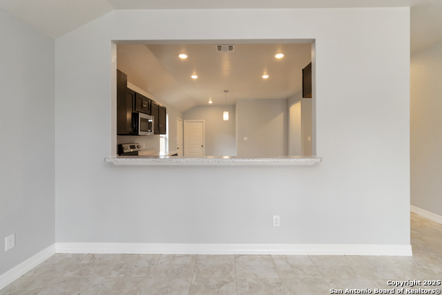 10214 Renova Property Photo 9