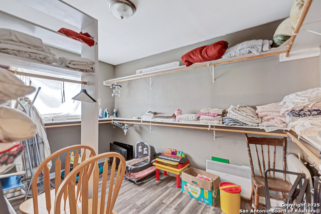 3500 Lakefield Property Photo 6