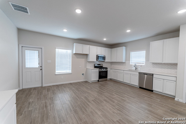 143 Taylor Way Property Photo 7