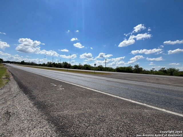 1841 Us Highway 90 Property Photo 4