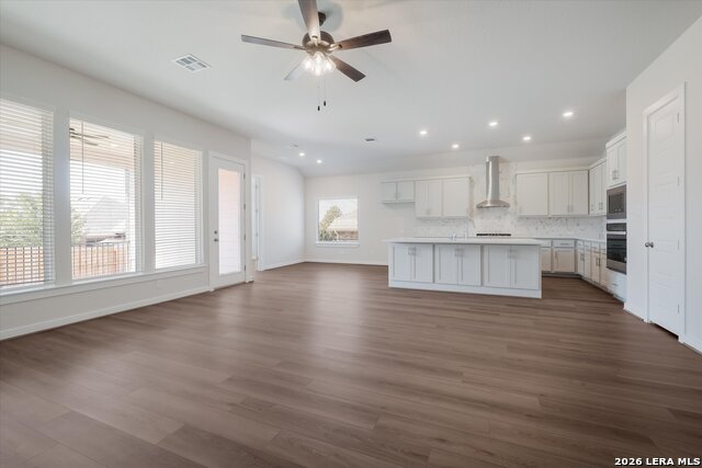 418 Foxtail Valley Property Photo 5