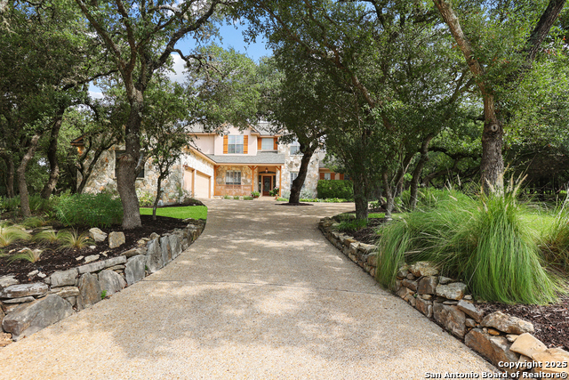 8355 Reunion Oak Property Photo 1
