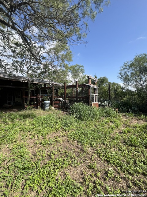 707 Deer Trail Property Photo 15