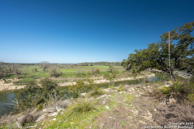 365 River Cliff Property Photo 14