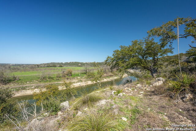 365 River Cliff Property Photo 19