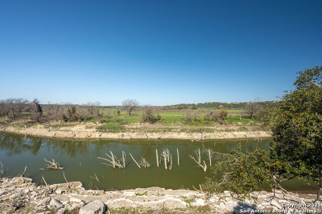 365 River Cliff Property Photo 24