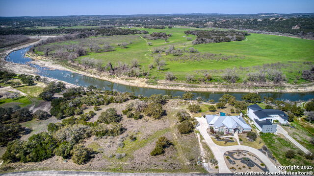 365 River Cliff Property Photo 28