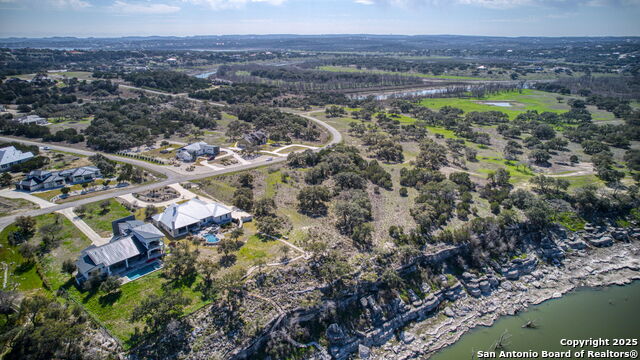 365 River Cliff Property Photo 32