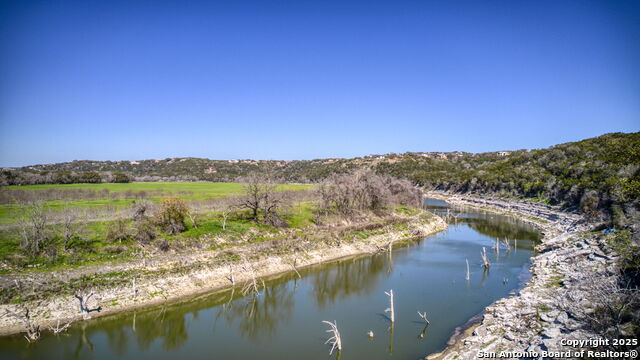 365 River Cliff Property Photo 43